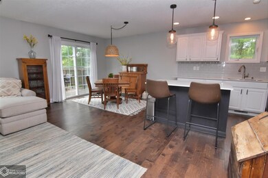 501 E 19th St S unit 1, Newton, IA 50208 - photo 3