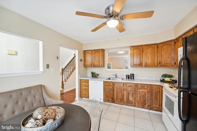 6817 Signature Cir, Alexandria, VA 22310 - photo 5