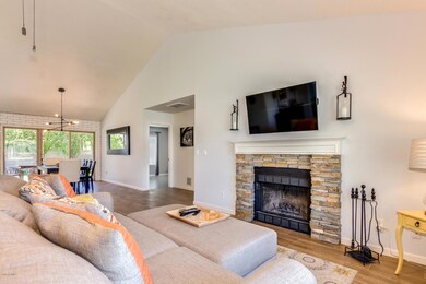 1401 E Tonto Ln, Phoenix, AZ 85024 - photo 6