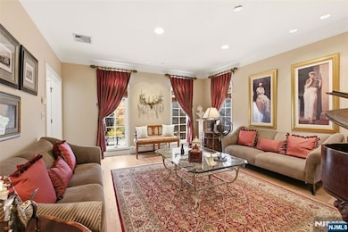 Living Room Alt View