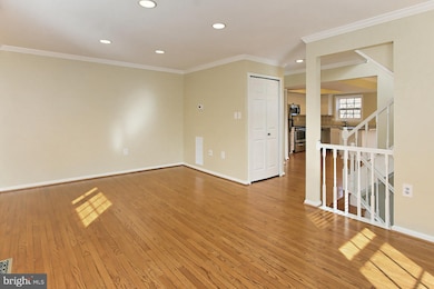 5712 Mason Bluff Dr, Burke, VA 22015 - photo 7