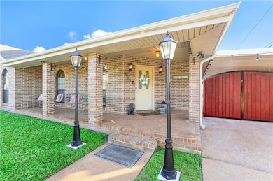 6900 Royal St, Arabi, LA 70032 - photo 2