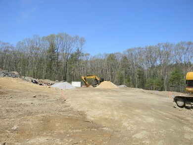 3 Veterans Ln, Stoneham, MA 02180 - photo 3