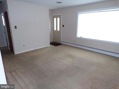 1426 Margaret St, Reading, PA 19605 - photo 7