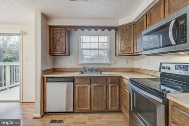 7203 Procopio Cir, Columbia, MD 21046 - photo 7