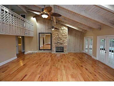 Den/Family/Great Room.