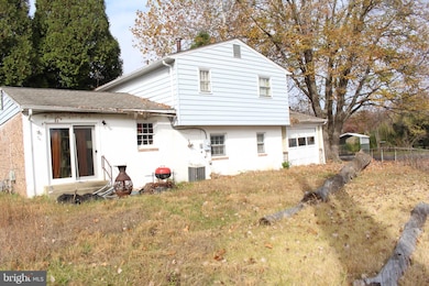 17805 Lyda Ln, Dumfries, VA 22026 - photo 2