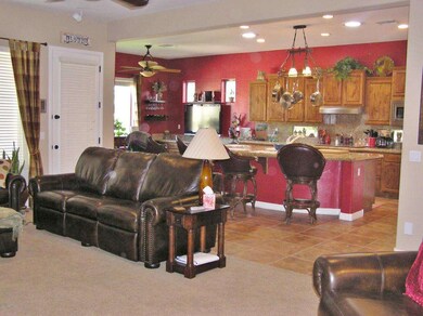 GREAT OPEN CONCEPT FLOORPLAN