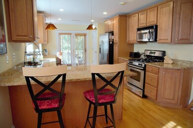 40 Cleveland St unit B, Arlington, MA 02474 - photo 3
