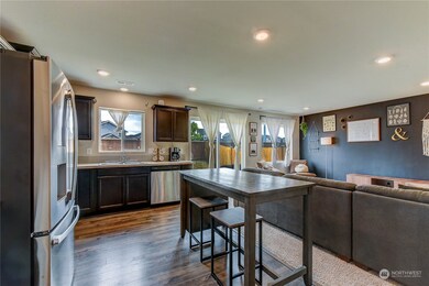 10824 185th St E, Puyallup, WA 98374 - photo 3