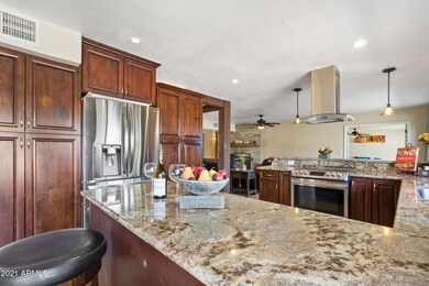 10-Kitchen