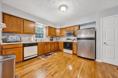 Built in Pantry!