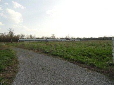 411 Temple Ford Rd, Shelbyville, TN 37160 - photo 7