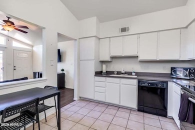 525 N May unit 10, Mesa, AZ 85201 - photo 5