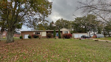 829 Shelbyville Rd, McMinnville, TN 37110 - photo 7