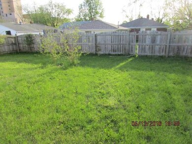 238 N 14th Ave, Beech Grove, IN 46107 - photo 3
