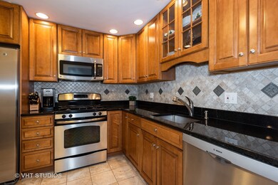 1450 Johnstown Ln unit C, Wheaton, IL 60189 - photo 4