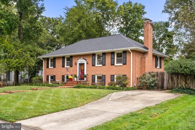 8411 Crown Place, Alexandria, VA 22308 - photo 2