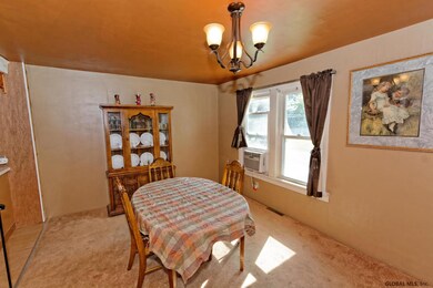 27 Michigan Ave, Albany, NY 12205 - photo 6