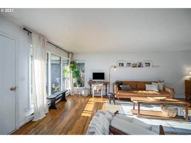 611 N Meridian St, Newberg, OR 97132 - photo 6