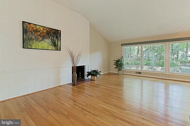 5910 Merritt Place, Falls Church, VA 22041 - photo 5