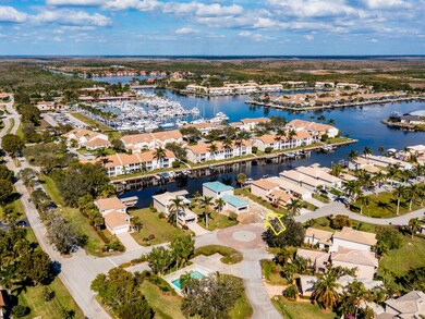 193 Eveningstar Cay Naples FL 34114 USA-