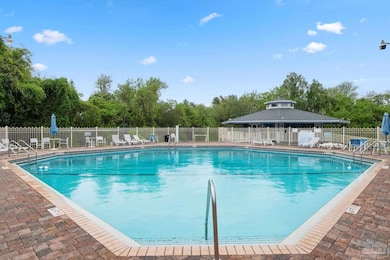 201 Pensacola Beach Rd unit D24, Gulf Breeze, FL 32561 - photo 2