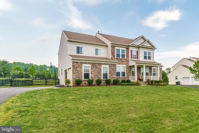 15639 Limestone Branch Place, Leesburg, VA 20176 - photo 2