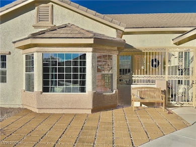 5422 Nestled Moon Ct, Las Vegas, NV 89131 - photo 4