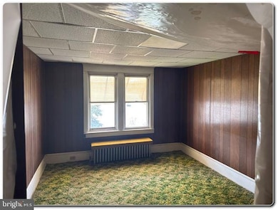 32 E Oak St, Shenandoah, PA 17976 - photo 5