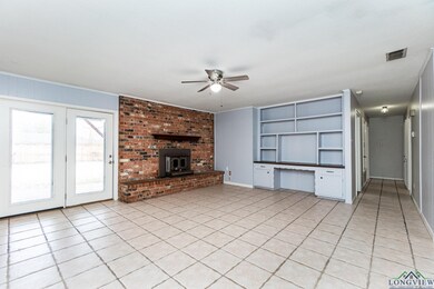 2803 Redbud St, Kilgore, TX 75662 - photo 6