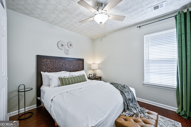 1431 Bay Overlook Dr, Woodstock, GA 30188 - photo 2