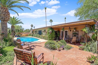 Back Yard w/ Swimming Pool