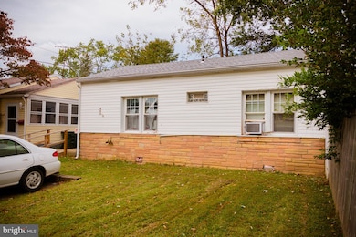 405 Albany Ct, Wallingford, PA 19086 - photo 4