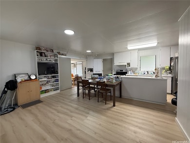 Living Room, kitchen