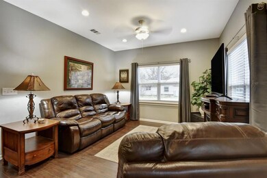 237 E Evans Ave, Bonham, TX 75418 - photo 3