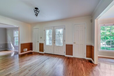 002_FOYER