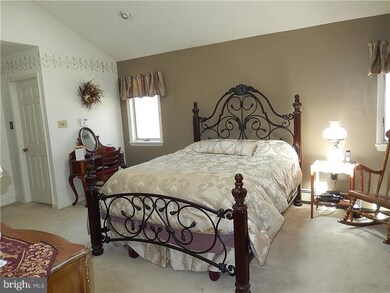 1193 Temple Rd, Pottstown, PA 19465 - photo 4