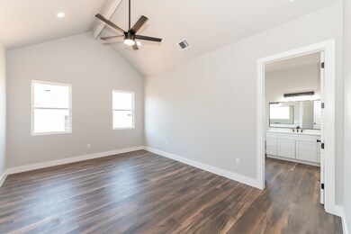 121 Madrona Ln, Fredericksburg, TX 78624 - photo 6