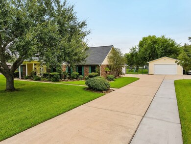 1353 County Road 634, Alvin, TX 77511 - photo 4