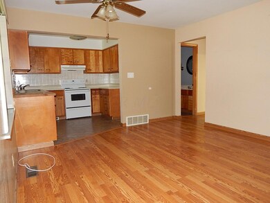 2878 Briggston Ave, Columbus, OH 43204 - photo 2