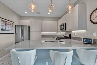 11230 Hidden Peak Ave unit 203, Las Vegas, NV 89135 - photo 2