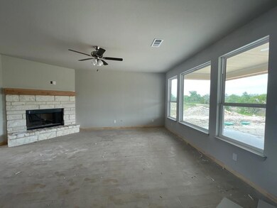 1048 Winecup Ln, Weatherford, TX 76085 - photo 6