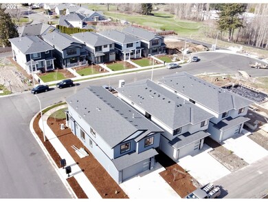 1118 SW Dottie Ave, Troutdale, OR 97060 - photo 2