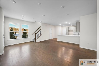 101 Sadie Cir, New Brunswick, NJ 08901 - photo 7