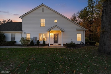 1986 W Reserve Cir unit 70, Avon, OH 44011 - photo 4