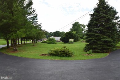 1177 East Ave, Waynesboro, PA 17268 - photo 5