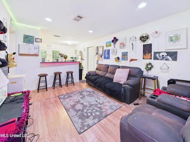 2112 Woodbury Rd, Gautier, MS 39553 - photo 2