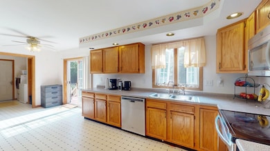 82 Plummer Hill Rd, Belmont, NH 03220 - photo 3