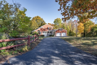 25 Settlers Way, Dracut, MA 01826 - photo 2